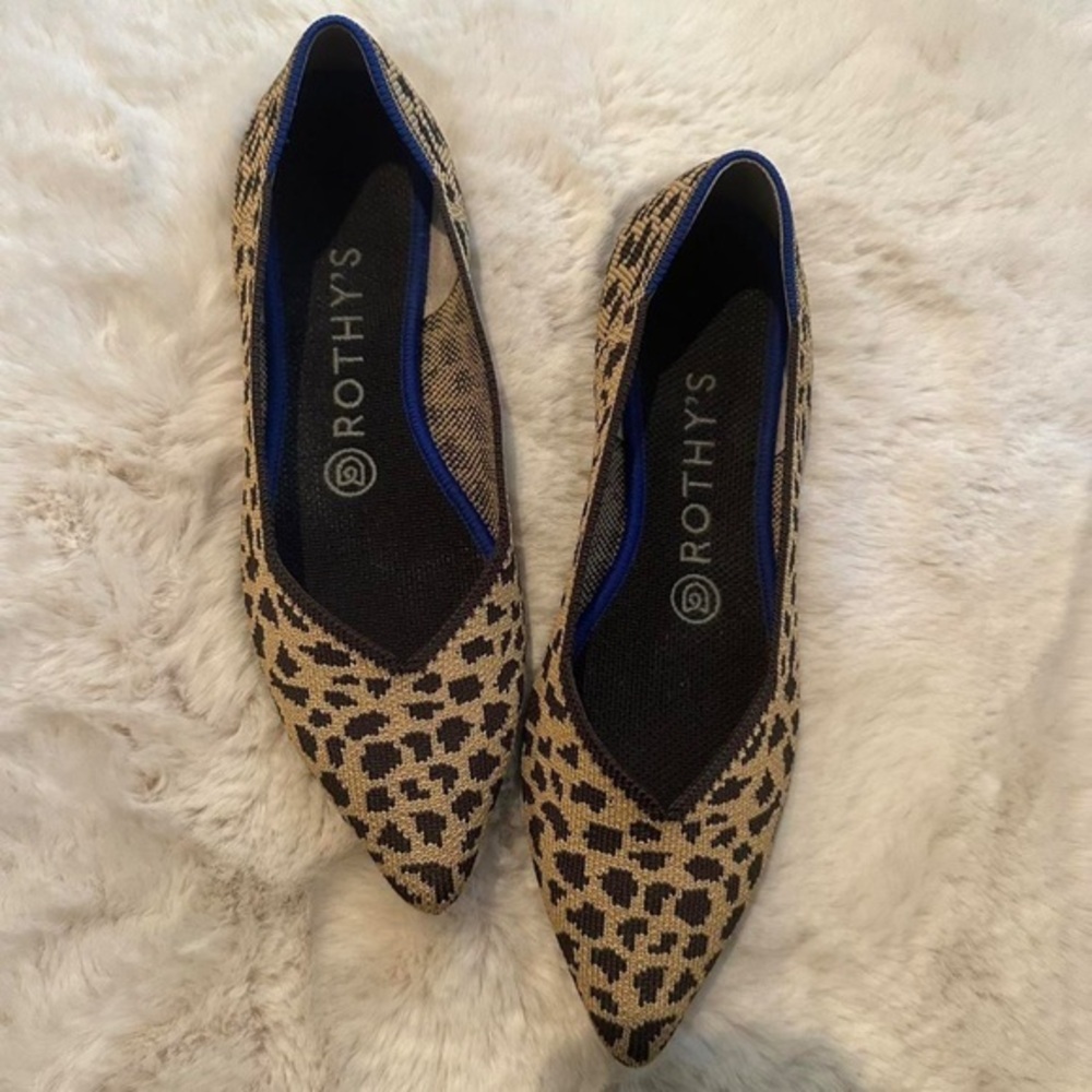 Rothy's Tan and Black Patterned Flats